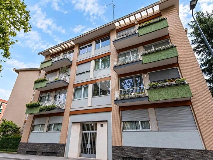 Appartamento quadrilocale in vendita in Via Monreale, Milano