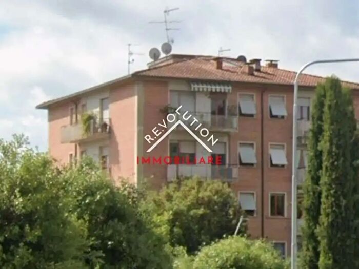 Appartamento con 7 locali in vendita in Via Francesco Ferrer, Citta' Di Castello