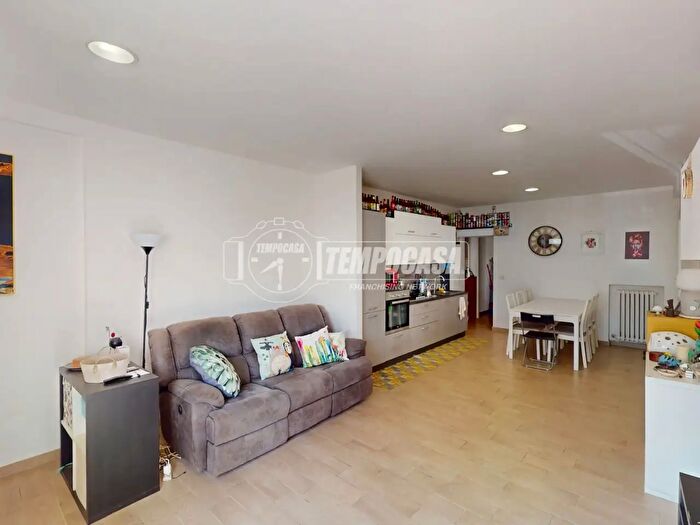 Appartamento trilocale in vendita in Via Gabella, Montemarciano