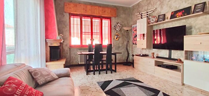 Appartamento quadrilocale in vendita in Cavour, Borgo Virgilio