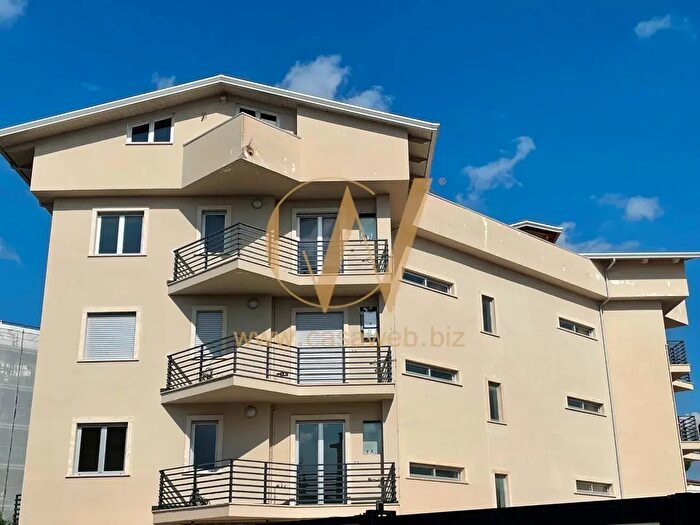 Appartamento trilocale in vendita in Via Gaetano Salvemini, Caserta