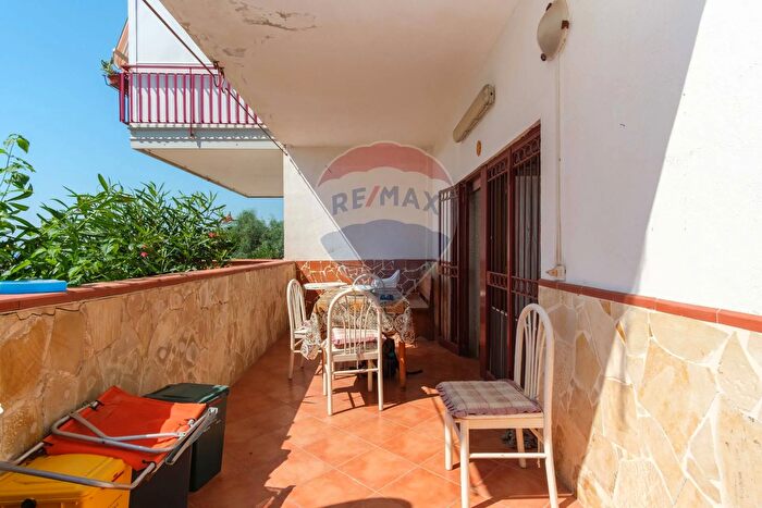 Appartamento bilocale in vendita in Contrada Andreana Snc, Letojanni