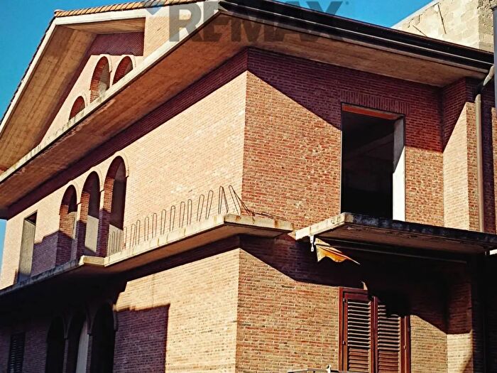 Appartamento con 5 locali in vendita in Via San Giuseppe, Ramacca