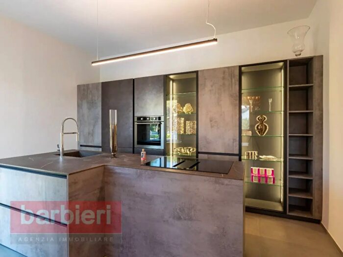 Appartamento quadrilocale in affitto in Via del Veronese, Cervia