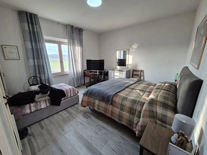 Appartamento trilocale in vendita in Via della Pila Snc, Campagnatico