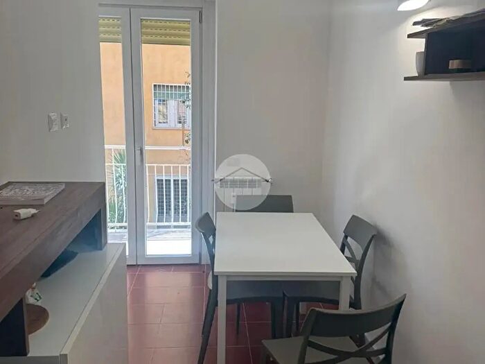 Appartamento quadrilocale in affitto in Via Pulci, Roma