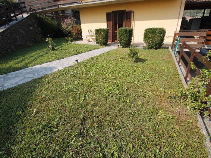 Appartamento trilocale in vendita in Via Sant'Omobono, Sant'Omobono Terme