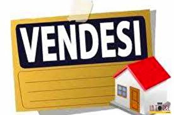 Casa con 6 locali in vendita in Viale Risorgimento, Ospedale Villaggio Manenti, Reggio Emilia