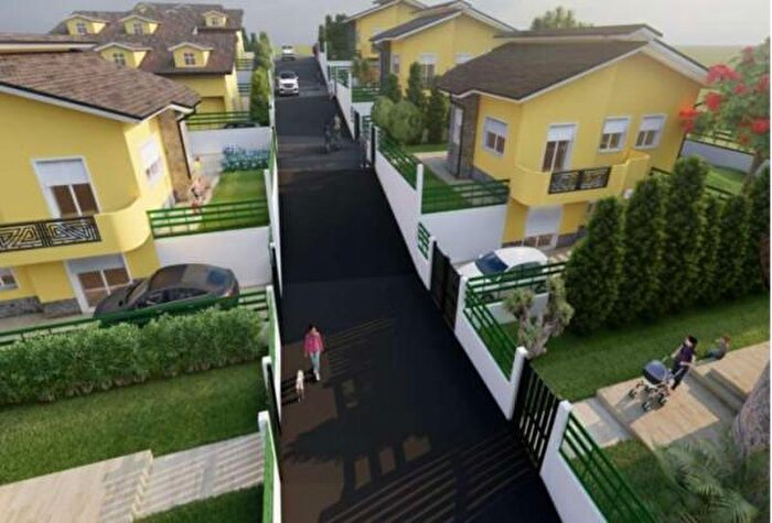 Casa con 5 locali in vendita in Via della Pineta, Catanzaro