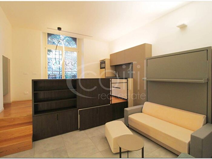 Appartamento monolocale in affitto in Foro Buonaparte, Cadorna Castello, Milano