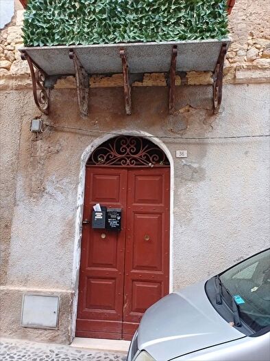 Appartamento trilocale in vendita in Via Barisone, Sorso