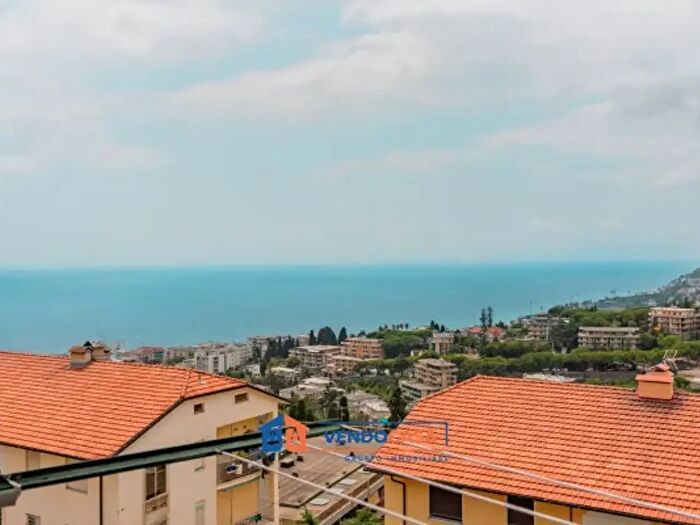 Appartamento quadrilocale in vendita in Via Gabriele d'Annunzio, Sanremo