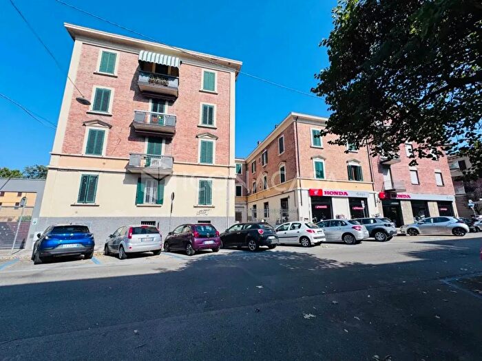 Appartamento bilocale in vendita in Via San Pio V, Bologna