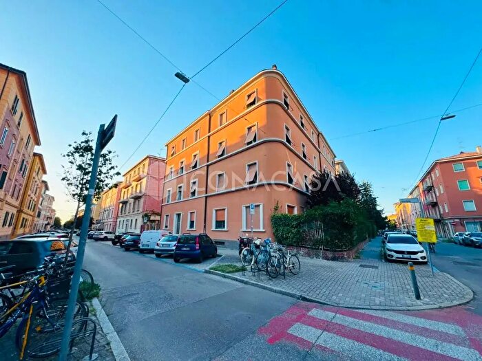 Appartamento trilocale in vendita in Via Gorizia, Bologna