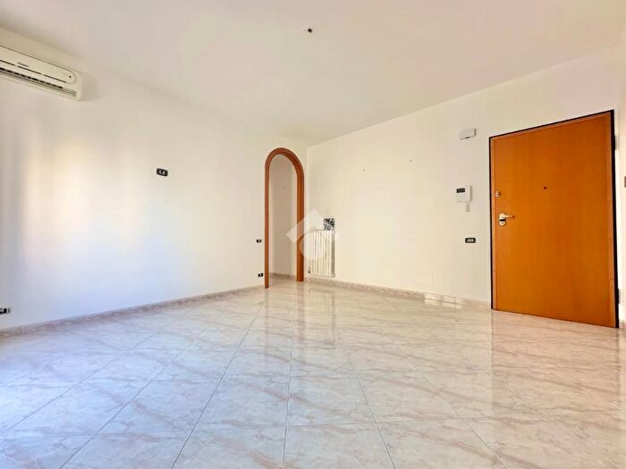 Appartamento trilocale in vendita in Via Giovanni Falcone, Triggiano