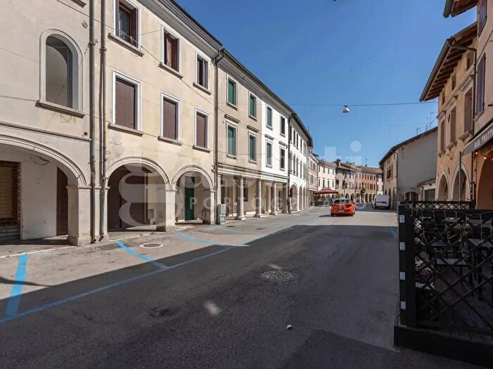 Appartamento trilocale in vendita in Via Garibaldi, Portogruaro
