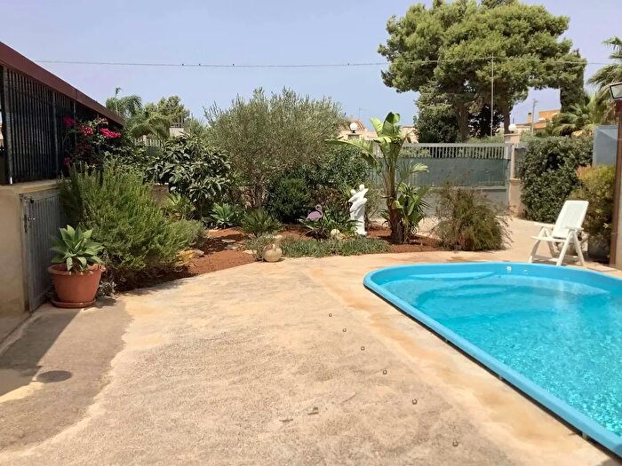 Casa trilocale in vendita in Contrada Giunchi, Marsala