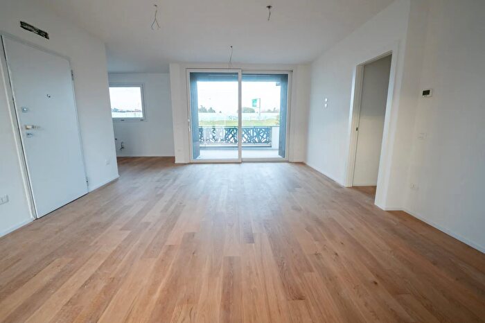 Appartamento quadrilocale in vendita in Via Serenissima, Noventa Padovana