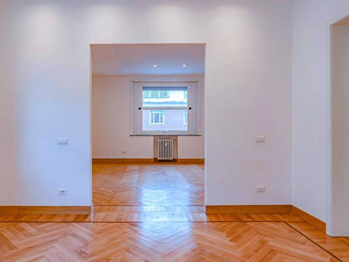 Appartamento quadrilocale in affitto in Viale Bruno Buozzi, Euclide, Roma