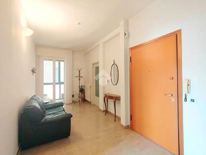 Appartamento con 5 locali in vendita in Ravenna