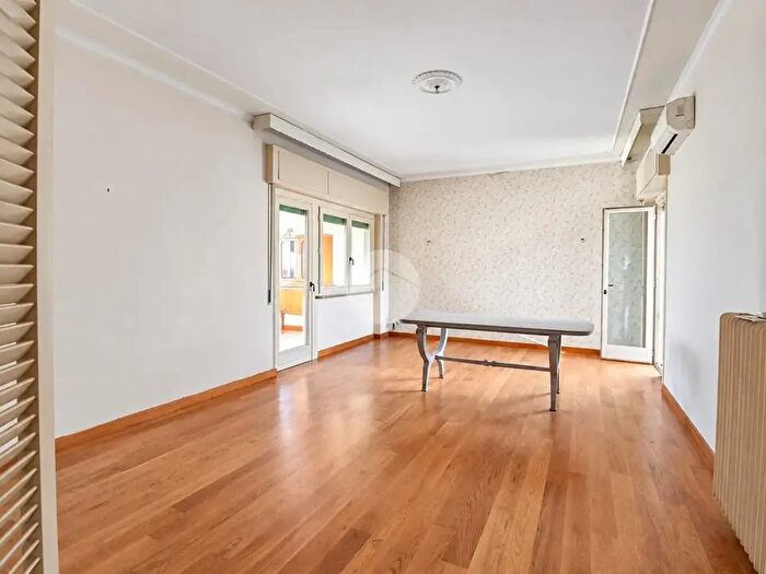 Casa quadrilocale in vendita in Viale Trieste, Terni