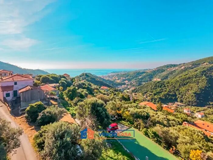 Casa in vendita in Via Ginepro, Varazze