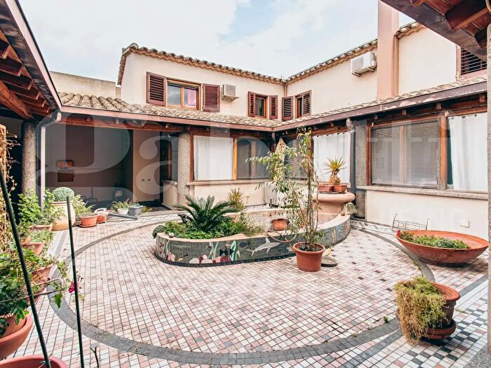 Casa quadrilocale in vendita in Sinnai