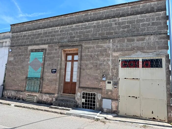 Casa con 5 locali in vendita in Via Loisio dello Preite, Manduria