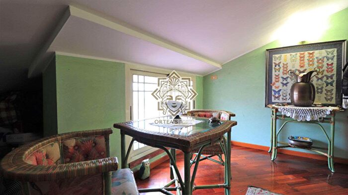 Casa quadrilocale in vendita in Via Necropoli Grotticelle Snc, Siracusa