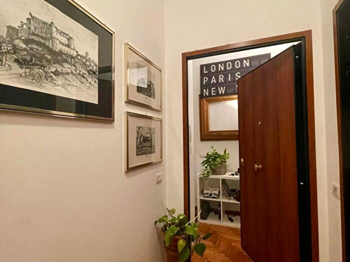 Appartamento bilocale in affitto in Via Alessio Baldovinetti, Tintoretto, Roma