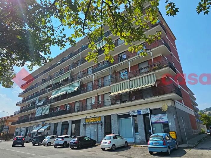 Appartamento trilocale in vendita in Via Martiri del XXI, Pinerolo