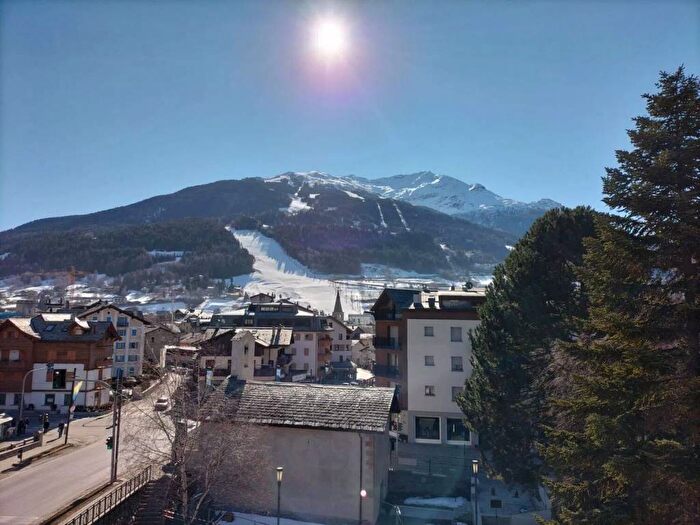 Appartamento trilocale in affitto in Via Stelvio, Centro, Bormio
