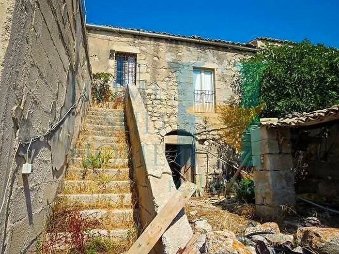 Casa in vendita in Rosolini, Noto