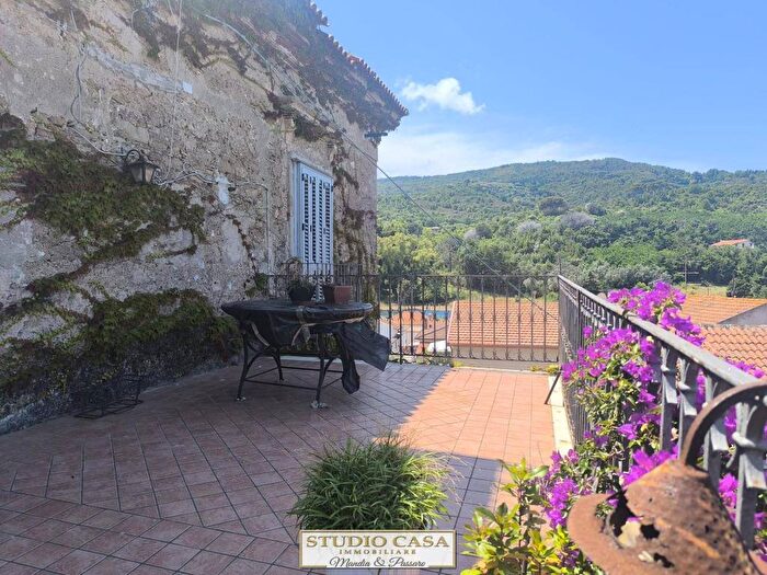 Appartamento con 6 locali in affitto in Corso Vittorio Emanuele, San Marco, Castellabate
