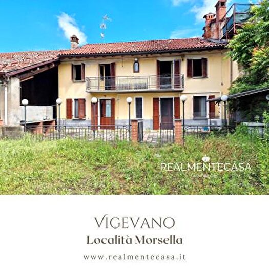 Casa quadrilocale in vendita in Via Morsella, Vigevano