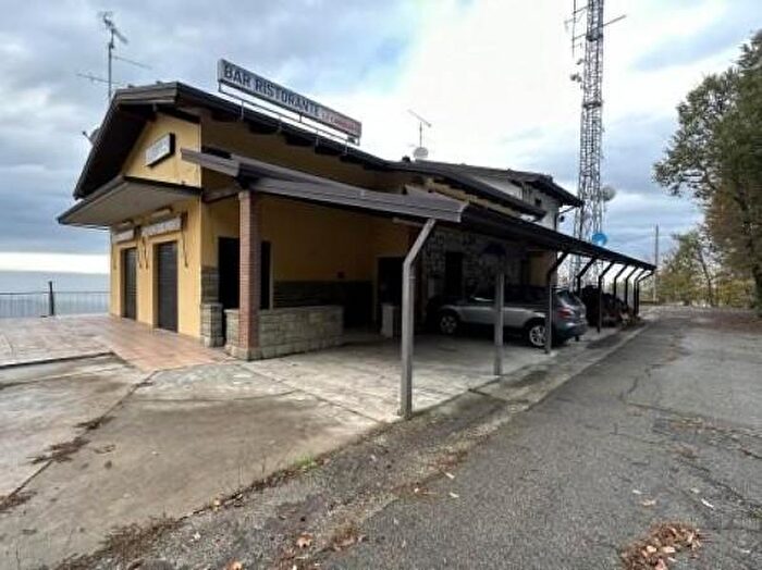 Casa con 6 locali in vendita in Via SerramazzoniPrignano, Serramazzoni