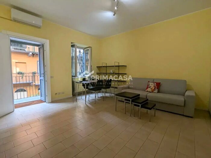 Appartamento monolocale in affitto in Via Salasco, Milano