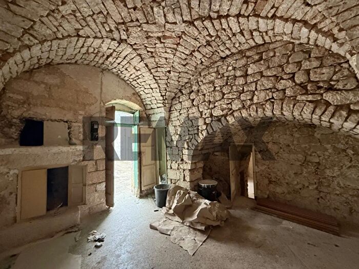 Casa quadrilocale in vendita in Carovigno