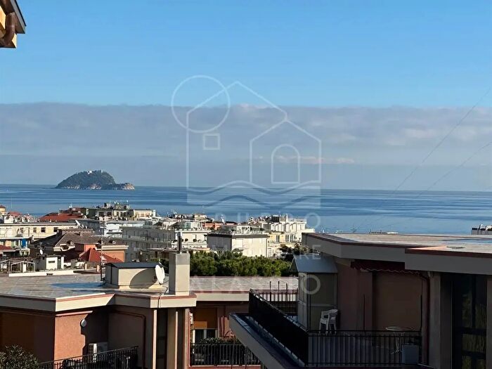 Appartamento quadrilocale in vendita in Via Giotto, Alassio