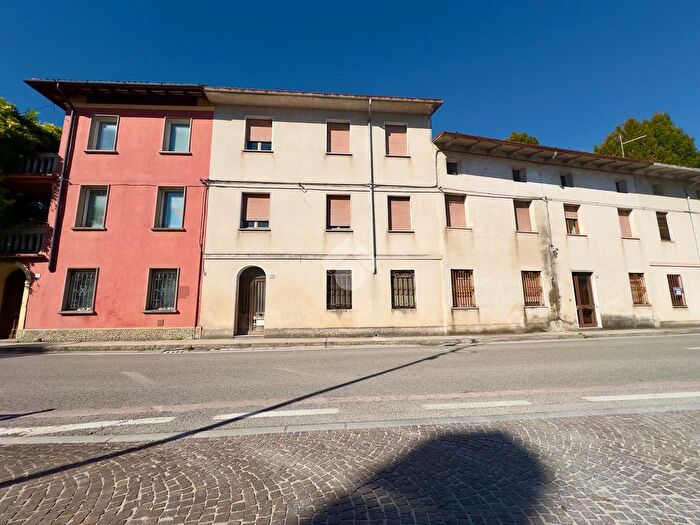 Appartamento con 16 locali in vendita in Via Stazione, San Vito Al Tagliamento