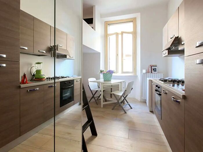 Appartamento monolocale in affitto in Via Orti, Milano