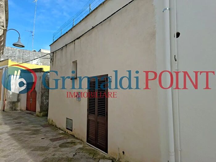 Casa bilocale in vendita in Via Giudeca, Carpignano Salentino