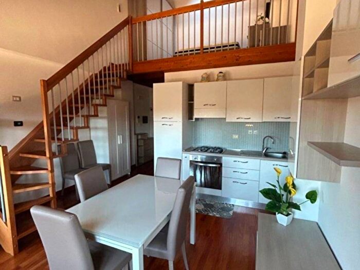 Appartamento bilocale in affitto in Via della Stazione, Centro, Zagarolo