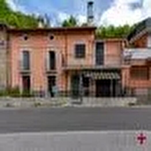 Casa in vendita in Via XX Settembre Pescorocchiano Ri Italia, Pescorocchiano