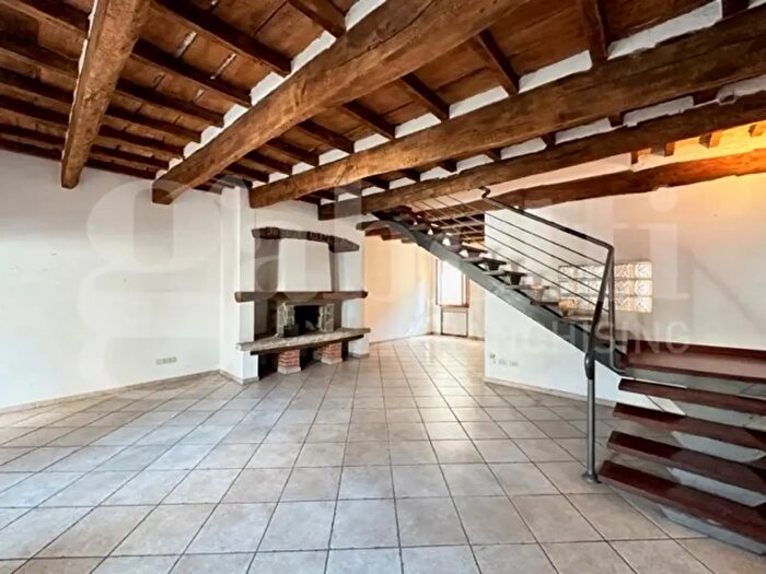 Casa con 5 locali in vendita in Via Borgodoro, Faenza