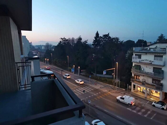 Appartamento quadrilocale in affitto in Via Roma, Spinea Orgnano, Spinea