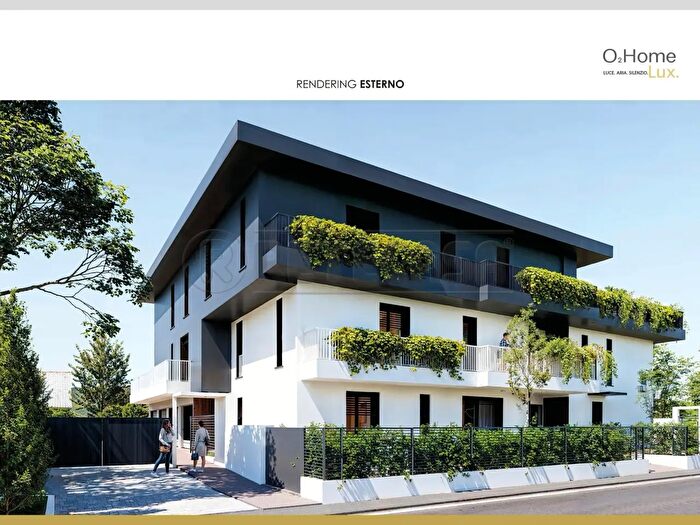 Appartamento quadrilocale in vendita in Via Armando Diaz, Bolzano Vicentino