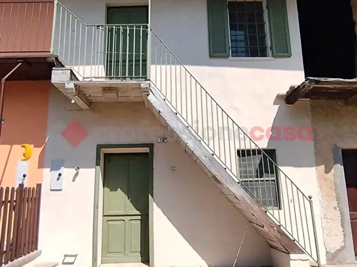 Casa trilocale in vendita in Strada Canali Bassi, Cumiana