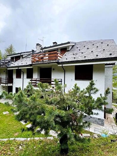 Appartamento trilocale in vendita in Via Alpe Veglia, Varzo