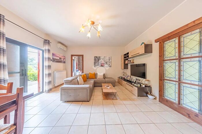 Appartamento trilocale in vendita in Via Sesto Q Candiano, Monte Porzio Catone